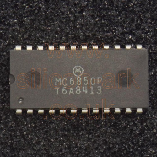 MC6850P  (ACIA) - Motorola