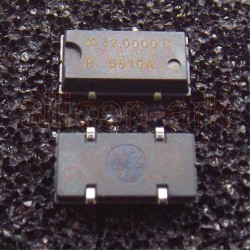 Crystal Oscillator 32.000MHz (SG-636P) - Seiko Epson