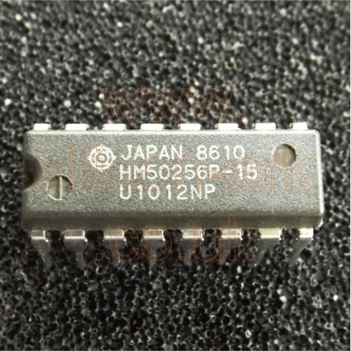 HM50256P-15 256K (256K x 1) 150ns DRAM memory - Hitachi