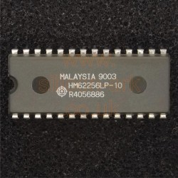 HM62256LP-10  256K (32K x 8) SRAM - Hitachi