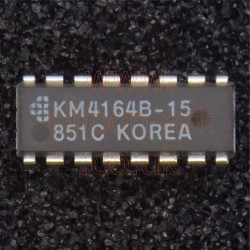 4164 (KM4164B-15)  (64K x 1) 150nS DRAM - Samsung